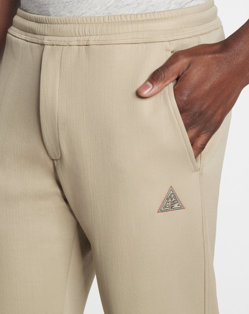 Lanvin Sweatpants With Embroidered Lanvin Triangle Logo Byxor Herr Beige | RF10-1850C4